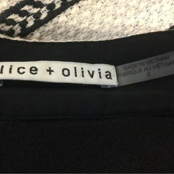 ALICE + OLIVIA Daysi A-Line Jacquard Aztec Print Mini Skirt - Picture 7 of 9